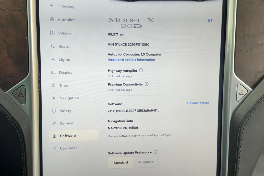 2016 Tesla Model X - Image 25 of 31