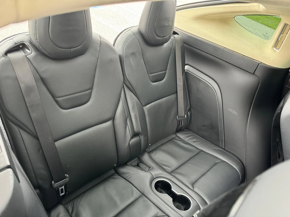 2016 Tesla Model X - Image 31 of 31