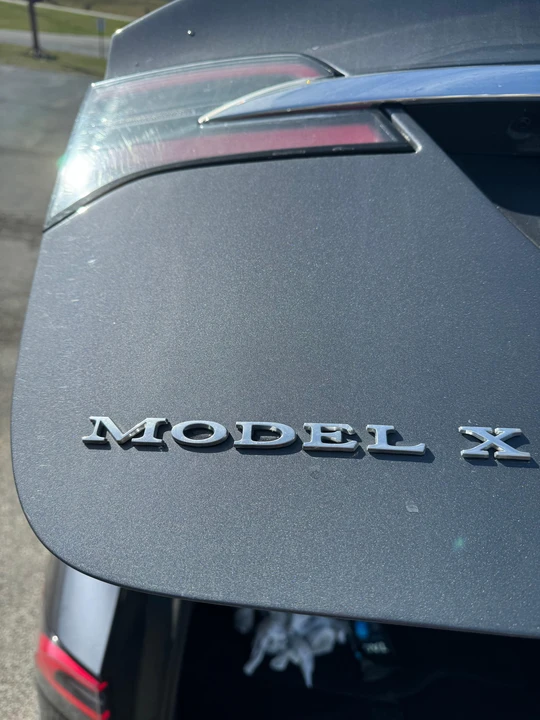 2016 Tesla Model X - Image 12 of 31