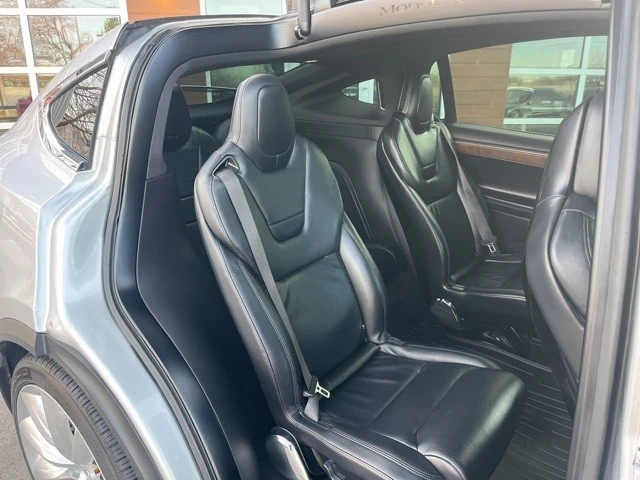 2016 Tesla Model X - Image 20 of 21