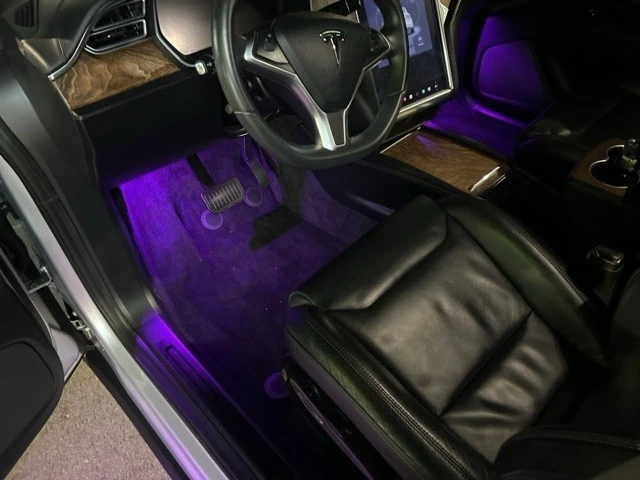 2016 Tesla Model X - Image 12 of 21