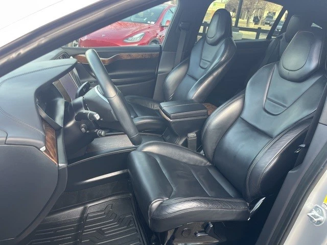 2016 Tesla Model X - Image 13 of 21
