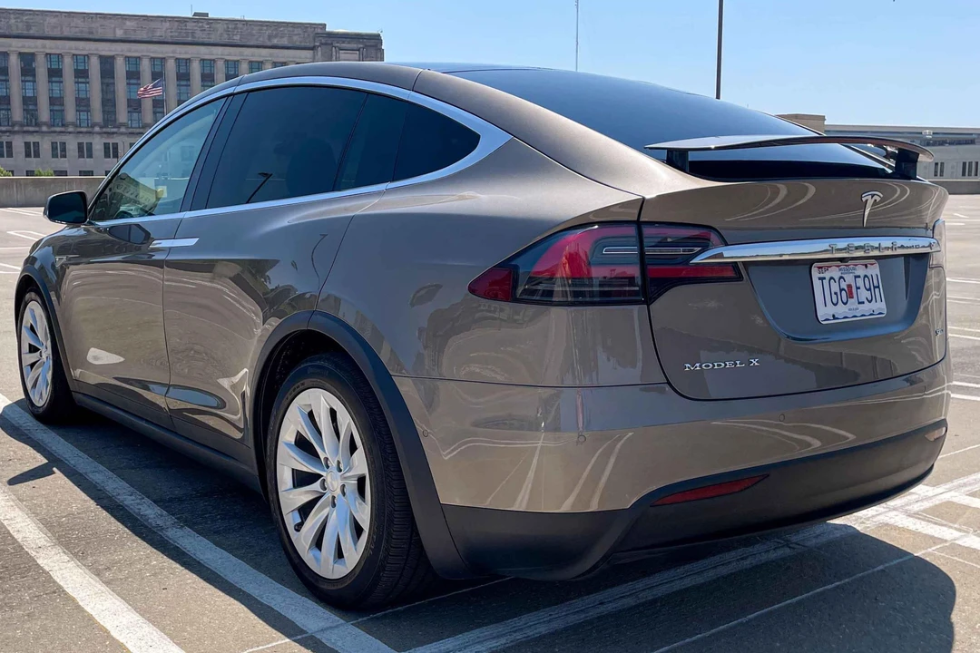 2016 Tesla Model X - Image 4 of 31