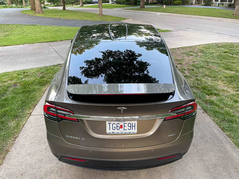 2016 Tesla Model X - Image 26 of 31