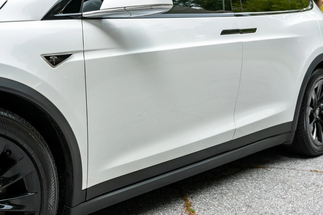 2016 Tesla Model X - Image 16 of 31