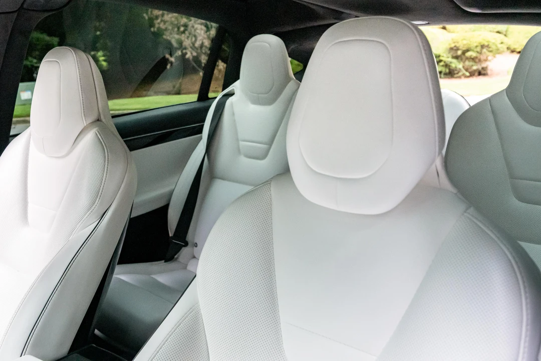 2016 Tesla Model X - Image 30 of 31