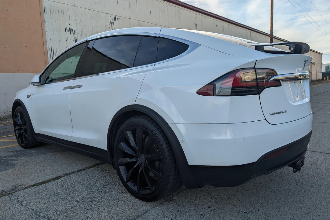 2016 Tesla Model X - Image 4 of 31