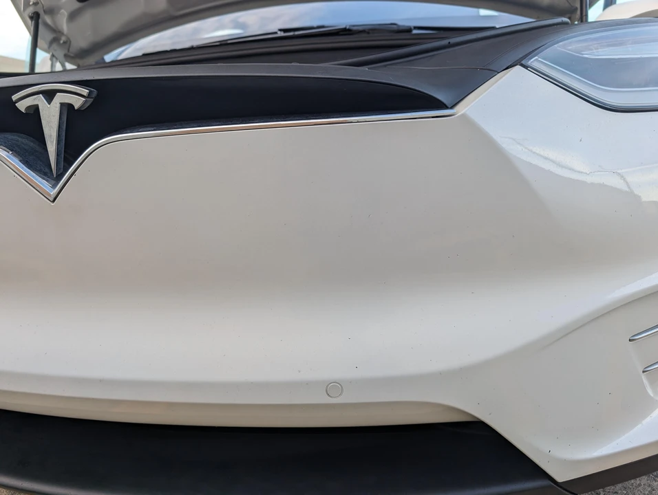 2016 Tesla Model X - Image 29 of 31