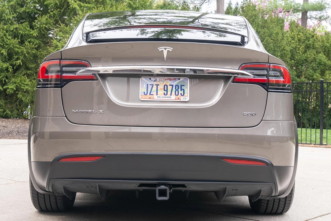 2016 Tesla Model X - Image 5 of 31
