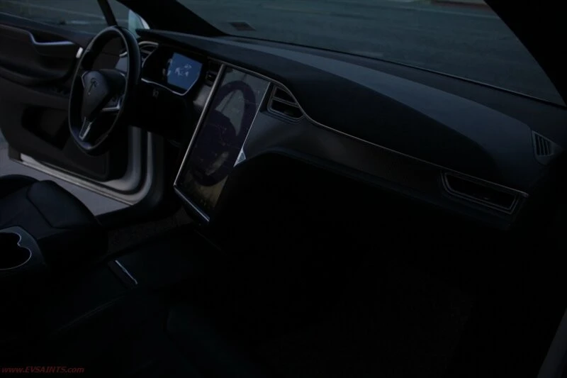 2016 Tesla Model X - Image 15 of 21