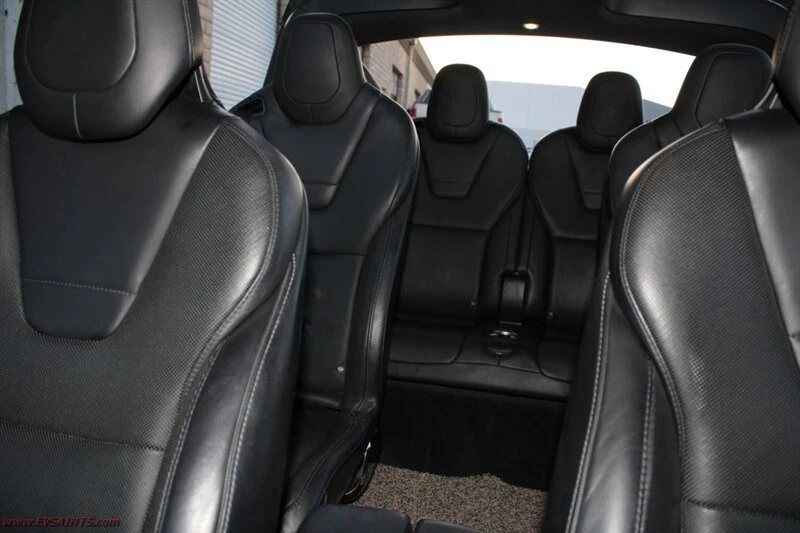 2016 Tesla Model X - Image 17 of 21