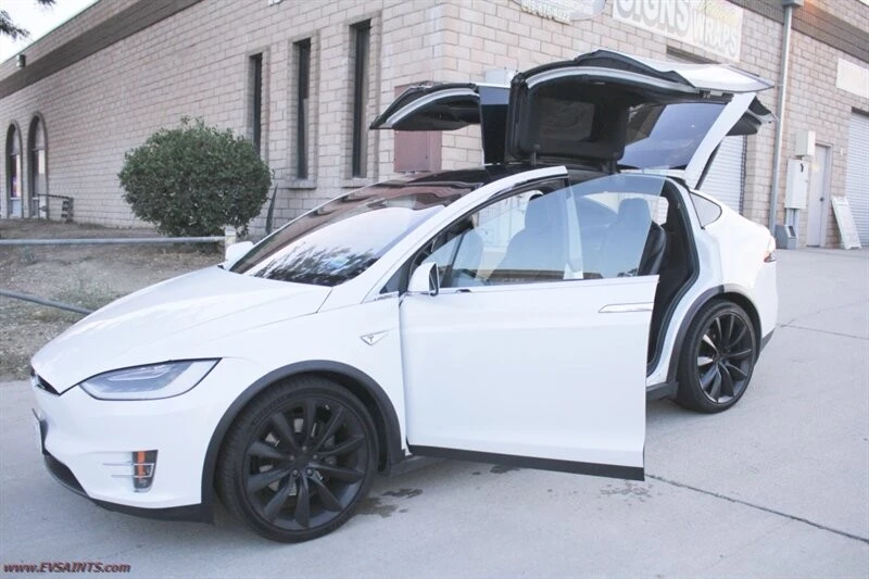 2016 Tesla Model X - Image 2 of 21