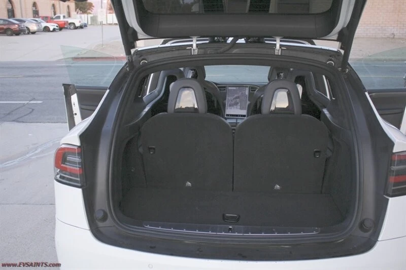 2016 Tesla Model X - Image 13 of 21
