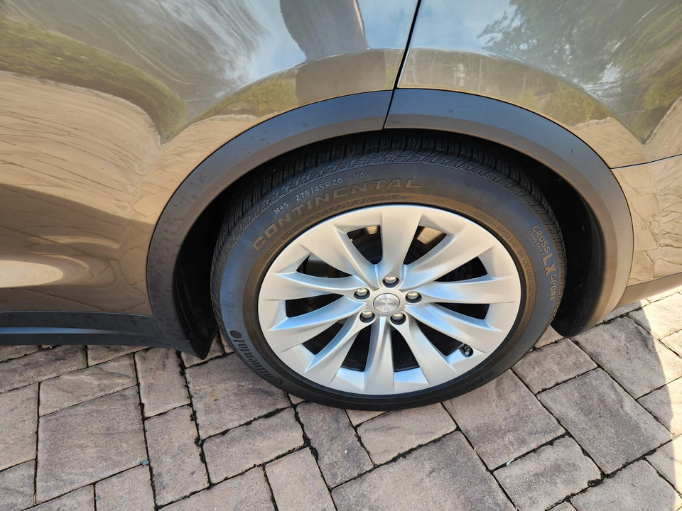 2016 Tesla Model X - Image 30 of 31