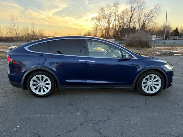 2016 Tesla Model X - Image 8 of 12