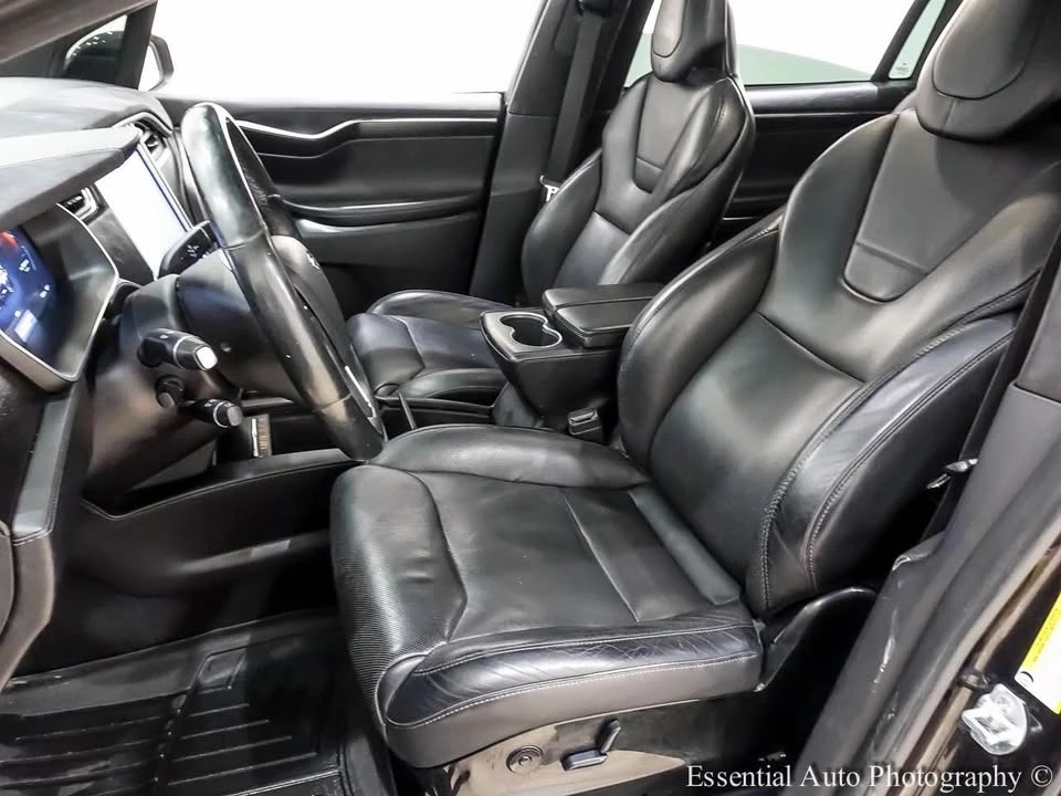 2016 Tesla Model X - Image 5 of 7