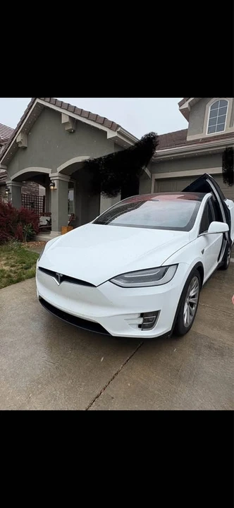 2016 Tesla Model X - Image 3 of 4