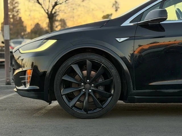 2016 Tesla Model X - Image 7 of 21