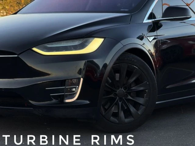 2016 Tesla Model X - Image 2 of 21