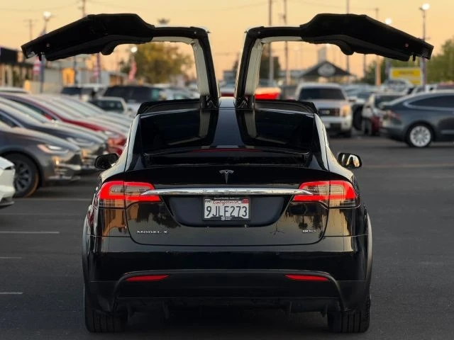 2016 Tesla Model X - Image 12 of 21