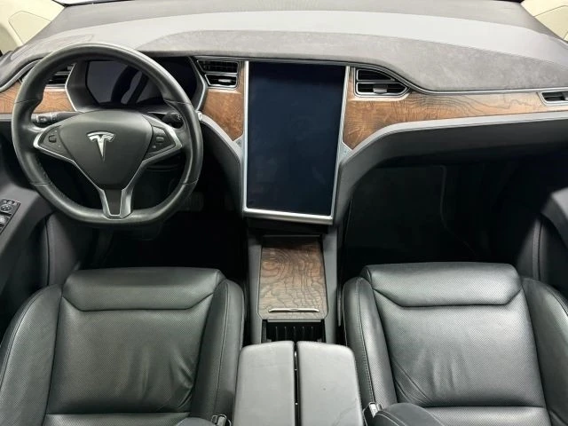2016 Tesla Model X - Image 2 of 12
