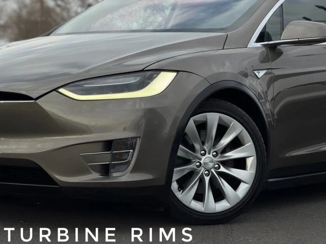 2016 Tesla Model X - Image 2 of 21