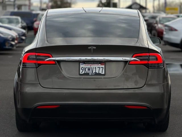 2016 Tesla Model X - Image 8 of 21