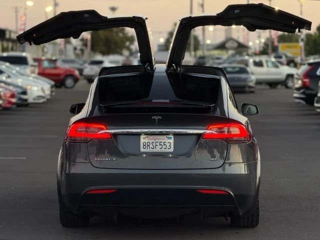 2016 Tesla Model X - Image 12 of 21