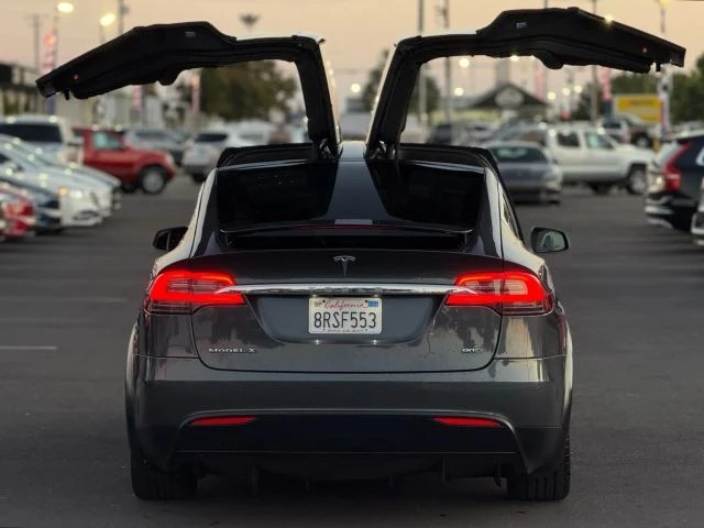 2016 Tesla Model X - Image 12 of 12