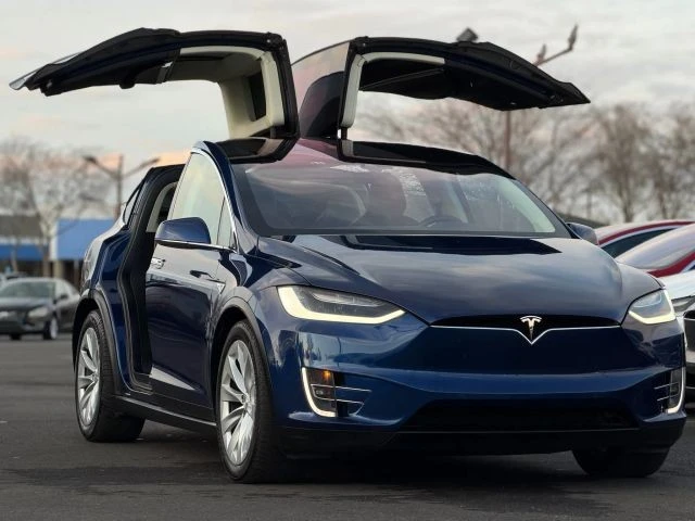 2016 Tesla Model X - Image 11 of 21