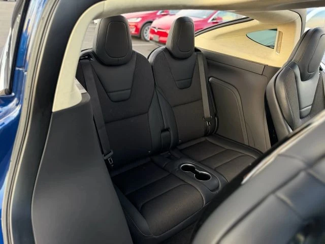 2016 Tesla Model X - Image 16 of 21