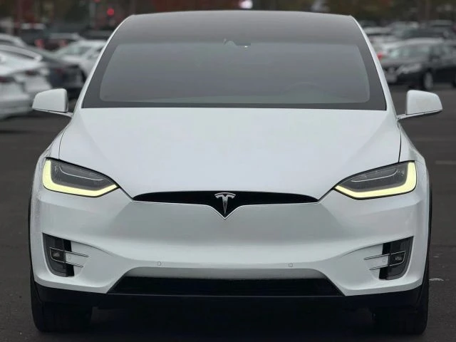 2016 Tesla Model X - Image 5 of 12