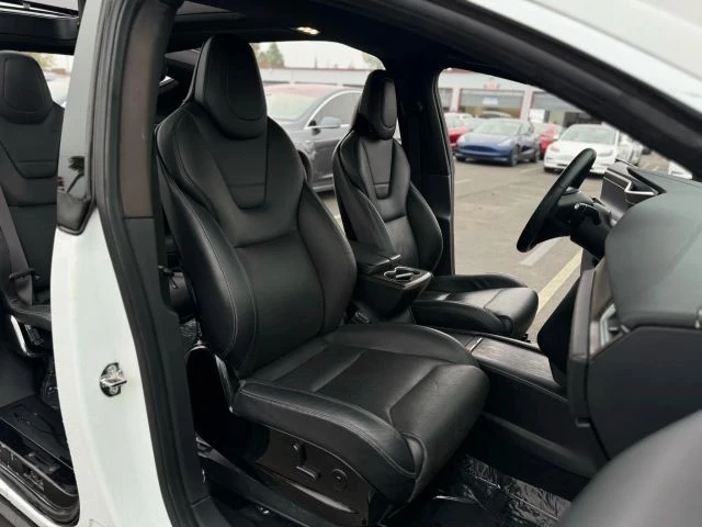 2016 Tesla Model X - Image 15 of 21