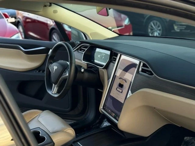 2016 Tesla Model X - Image 21 of 21