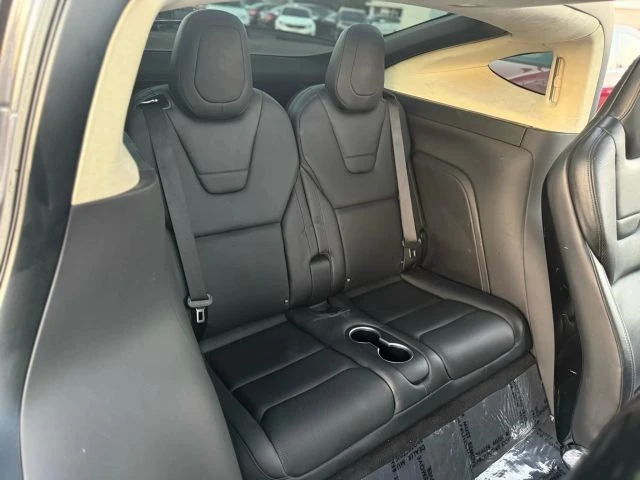 2016 Tesla Model X - Image 17 of 21