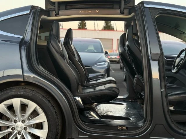 2016 Tesla Model X - Image 20 of 21