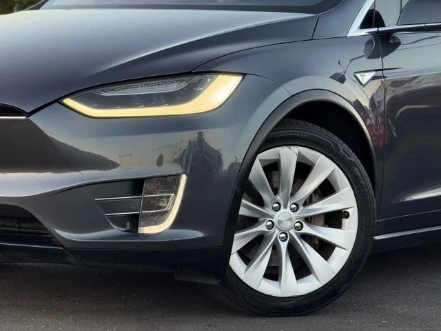 2016 Tesla Model X - Image 2 of 21