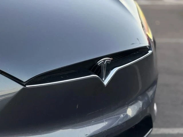 2016 Tesla Model X - Image 4 of 12