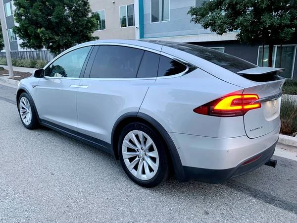 2016 Tesla Model X - Image 4 of 20