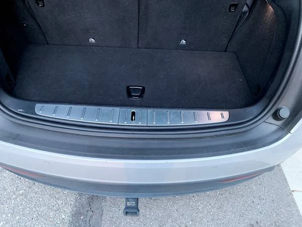 2016 Tesla Model X - Image 18 of 20