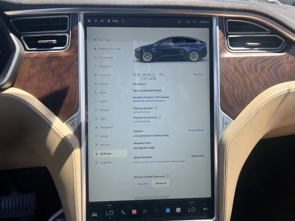 2016 Tesla Model X - Image 10 of 17