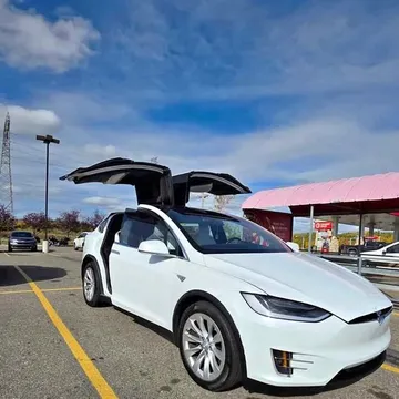 2016 Tesla Model X 90D