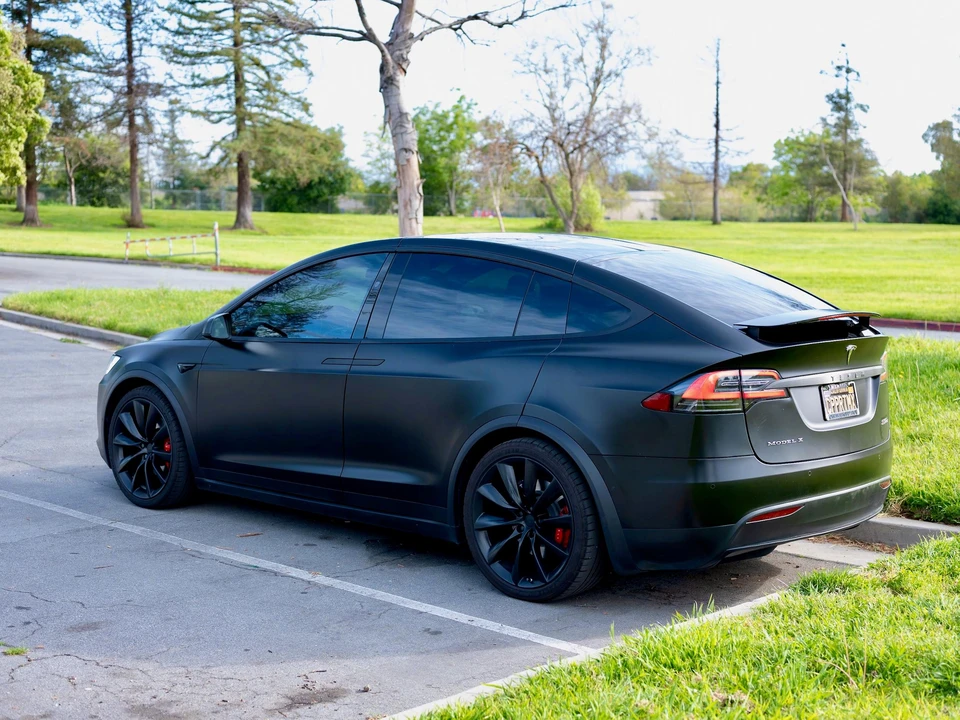 2016 Tesla Model X - Image 14 of 31