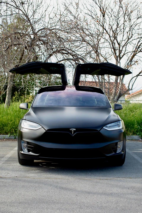 2016 Tesla Model X - Image 8 of 31