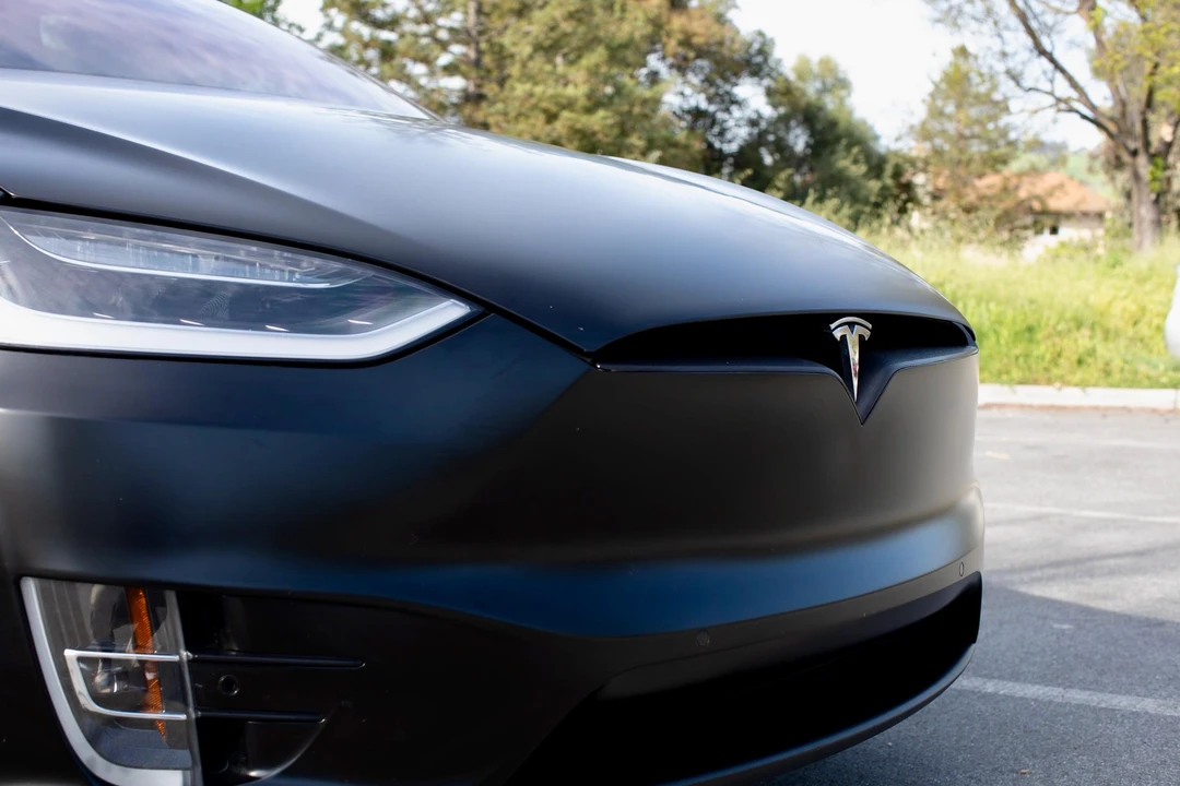 2016 Tesla Model X - Image 25 of 31