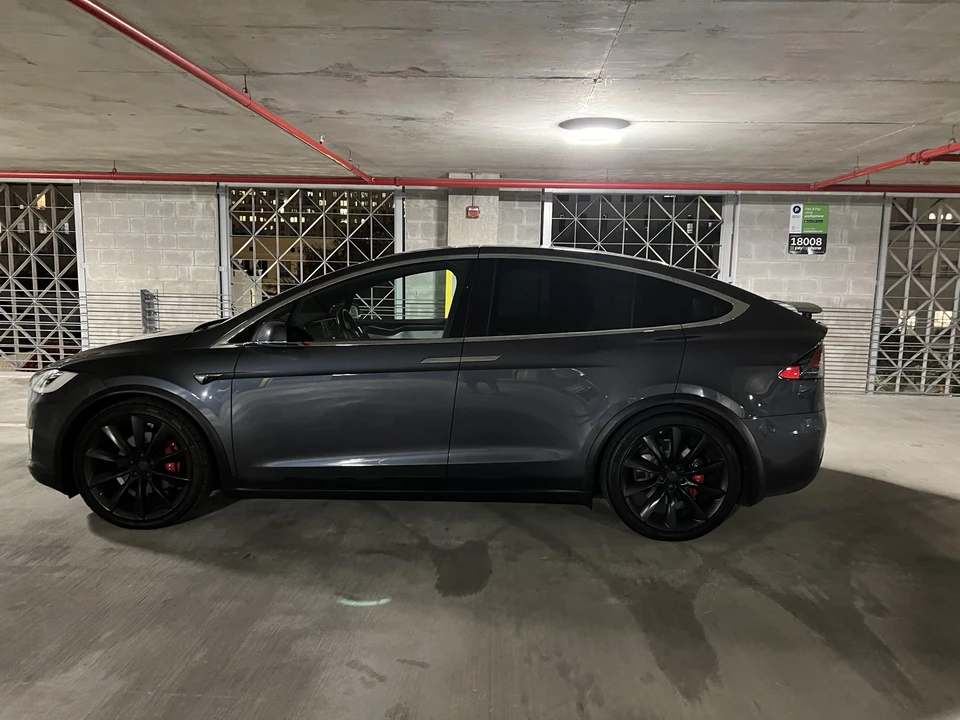 2016 Tesla Model X - Image 8 of 20
