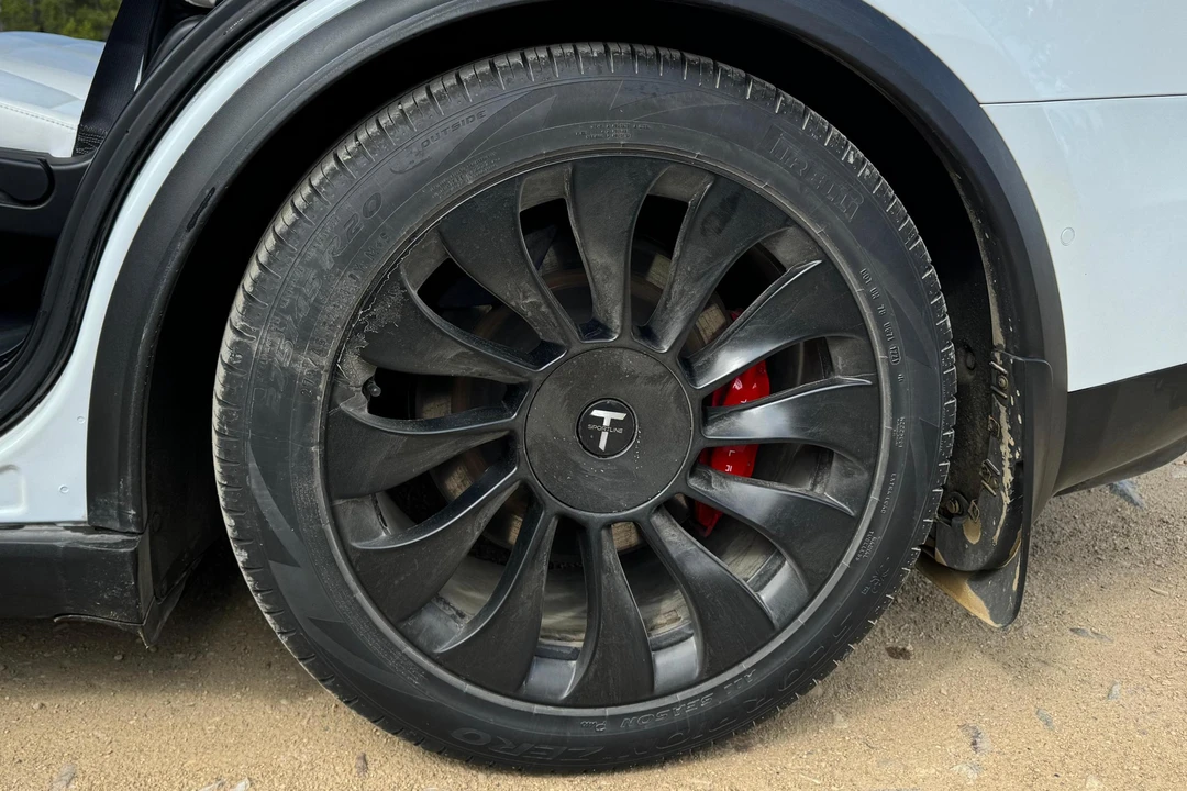 2016 Tesla Model X - Image 26 of 31