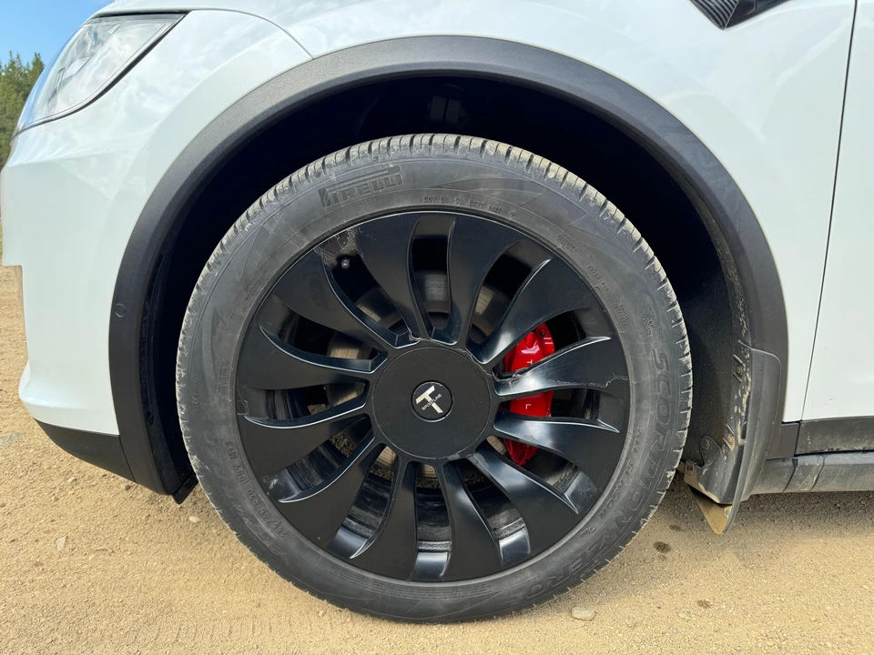 2016 Tesla Model X - Image 25 of 31