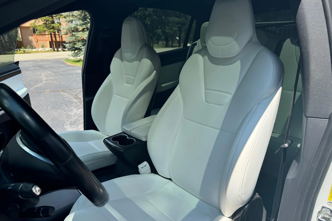 2016 Tesla Model X - Image 30 of 31