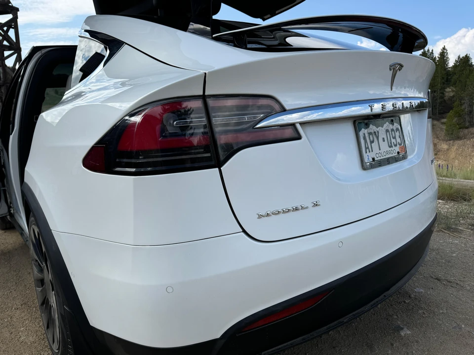 2016 Tesla Model X - Image 22 of 31